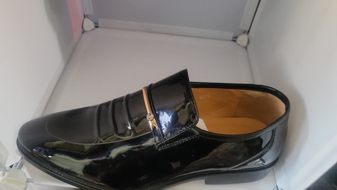 Men’s Polished Onyx Patent Loafers